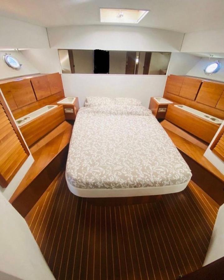 Bateau-hôtel Voyager